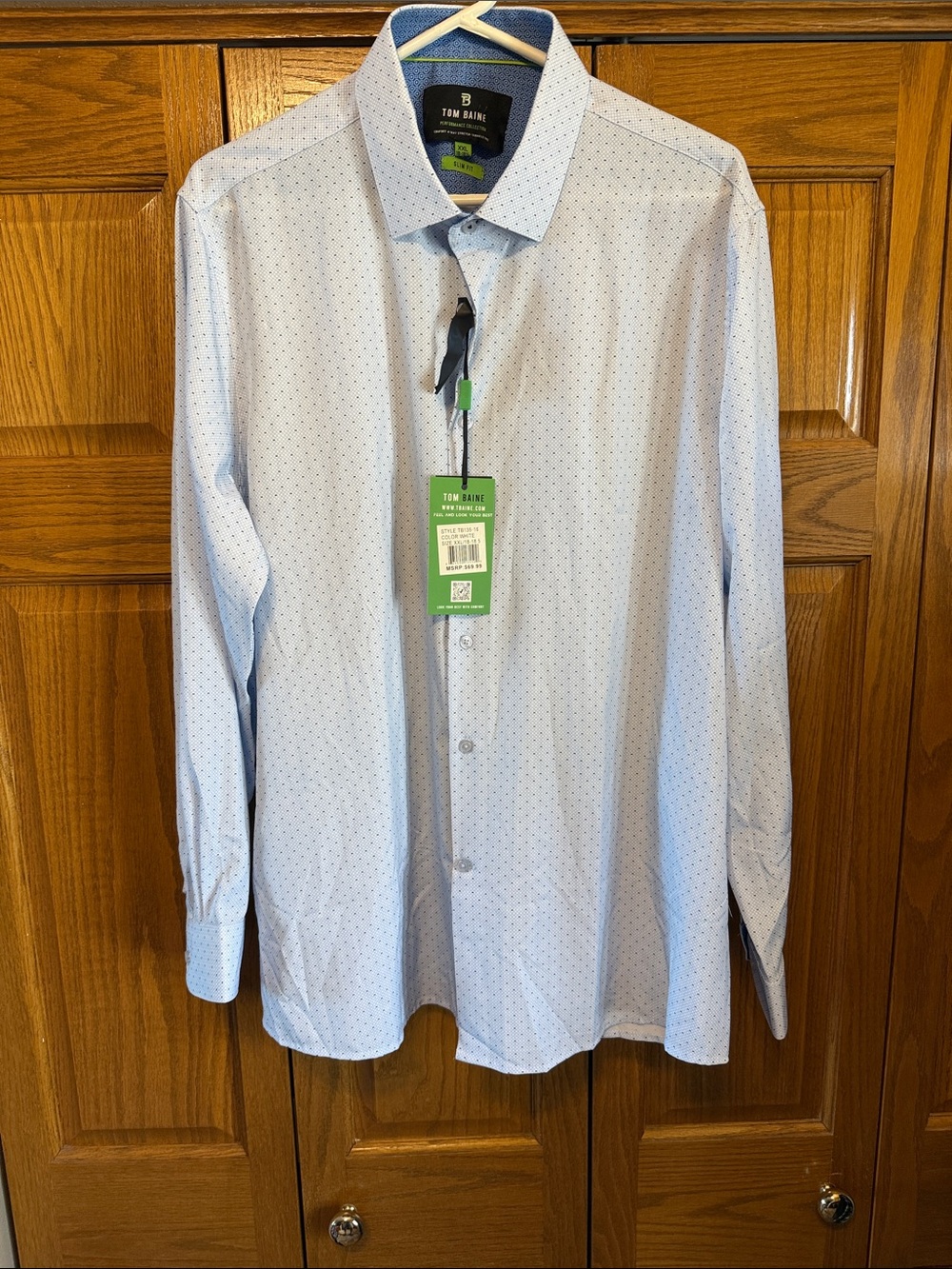 Light Blue Microdot Dress Shirt - Tailored-Slim Fit-Stretch/XXL 18-18.5 neck-NWT